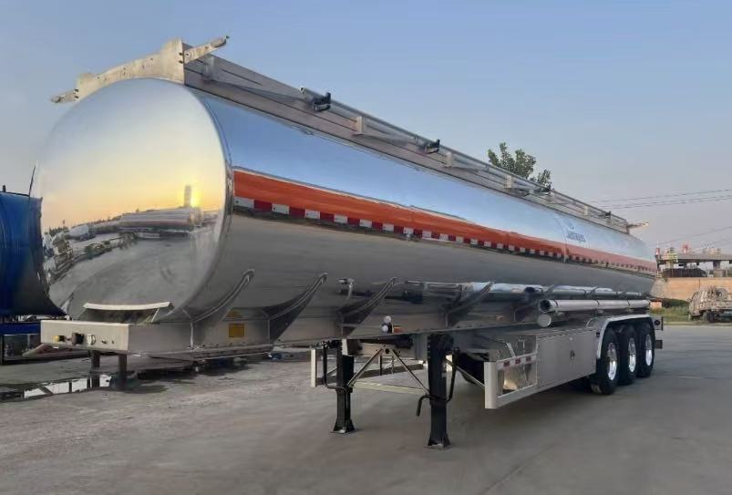 Aluminum Fuel Tanker Trailer
